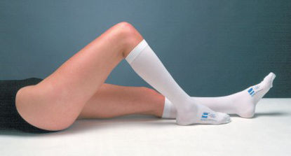 Picture of Anti-embolism Stocking T.E.D.™ Thigh High Small / Short White Closed Toe4297-