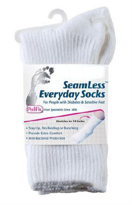 Picture of Diabetic Socks SeamLess™ Calf High Medium / Large White Closed ToeP795-M/L