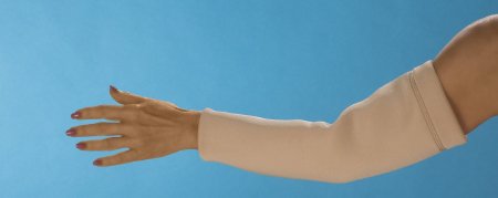 Picture of Protective Arm Sleeve DermaSaver™ Medium56309703