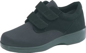 Picture of Shoe Aetrex® Ambulator® Medium Male Black65041/MMED/800