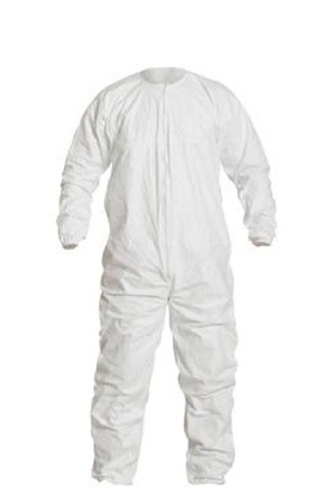 Picture of Cleanroom Coverall DuPont™ Tyvek® IsoClean® Medium White Disposable SterileIC253BWHMD00250S