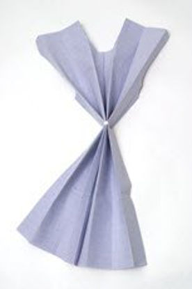 Picture of Patient Exam Gown Medium White Disposable811