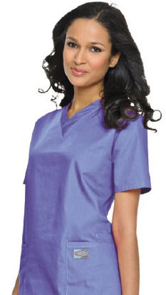 Picture of Scrub Shirt 4X-Large Ceil Blue 3 Pockets Short Set-In Sleeve Female70221CEIL4XLG
