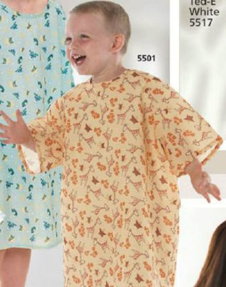 Picture of Patient Exam Gown All Stars Small Kid Design (G-raffe Yellow) Reusable5504-S