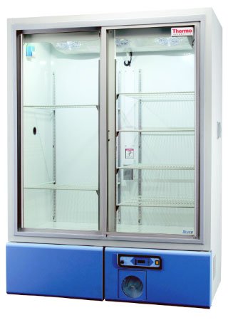 Picture of Refrigerator Thermo Scientific™ Chromatography 51 cu.ft. 2 Glass Doors Automatic DefrostREC5004A