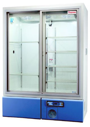 Picture of Refrigerator Thermo Scientific™ Chromatography 51 cu.ft. 2 Glass Doors Automatic DefrostREC5004A