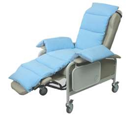 Picture of Geri-Chair / Recliner Seat Cushion AliMed® 18 Inch Width Fiberfill710396