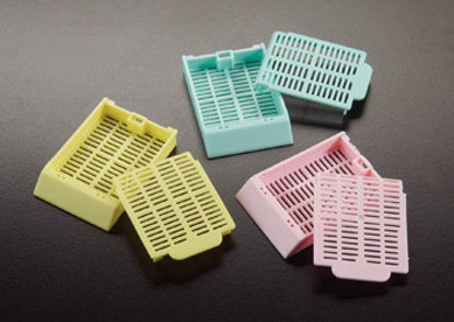 Picture of Tissue Cassette Histosette® II Acetal PinkM485-3