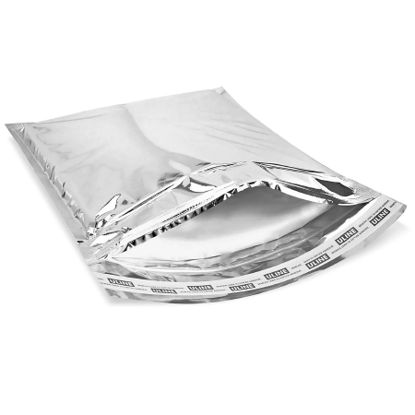 Picture of Insulated Shipper 12 X 16 Inch Outer Dimensions For Keeping Chocolates, Medicines and Perishables Cold During TransportS-18307