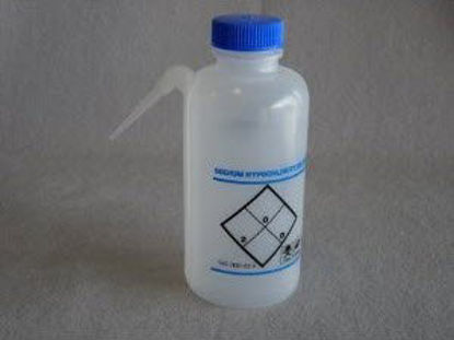 Picture of Safety Wash Bottle Sodium Hypochlorite Label / Easy Squeeze LDPE 500 mL (16 oz.)028972