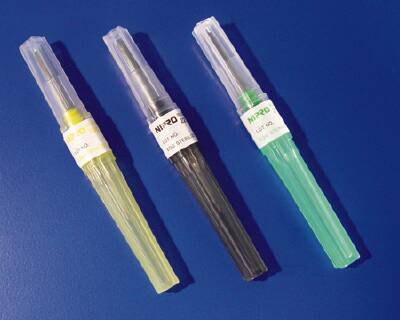 Picture of Jelco® Blood Collection Needle 22 Gauge 1-1/2 Inch Needle Length Conventional Needle Without Tubing Sterile80225