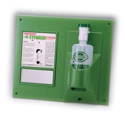 Picture of Eyewash Station Bel-Art* Scienceware* Wall Mount 16 oz. Bottle10028