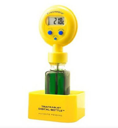 Picture of Refrigerator / Freezer Thermometer Traceable® Fahrenheit / Celsius -22° to +122°F Bottle Probe Free-standing Battery Operated94460-56