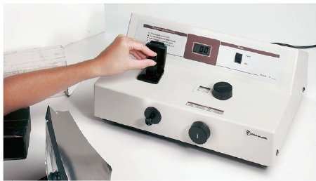 Picture of SpectrophotometerS42669ND