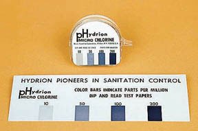 Picture of Chlorine Test Paper in Dispenser Hydrion™154202Q