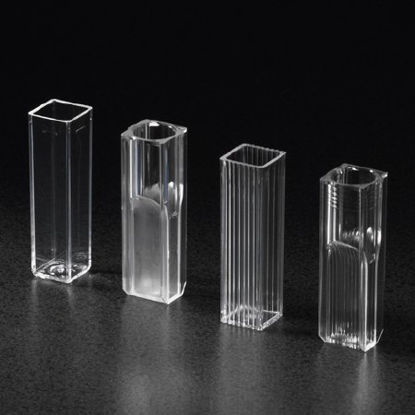 Picture of Cuvette 4.5 ml, 4 Clear Sides, 10 mm Path L, 340 - 800 Nm Spectrum Range Spectrophotometer111137