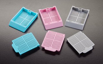 Picture of Biopsy Cassette Histosette® II Acetal WhiteM486-2