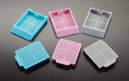Picture of Biopsy Cassette Histosette® II Acetal WhiteM486-2