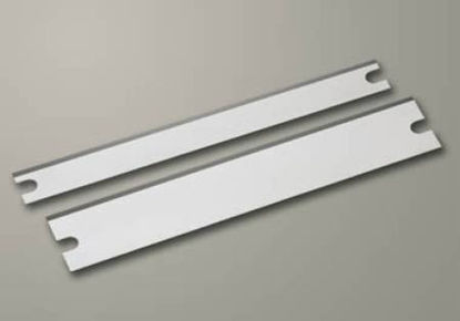 Picture of Microtome Blade C.L. Sturkey Silver High Profile, Heavy Duty, Nitride / Copolymer Coated Stainless Steel, Disposable22210047