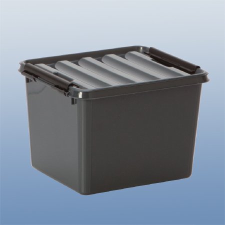 Picture of Tote with Lid SmartStore™ Clear Polypropylene 5-1/2 X 6-11/16 X 7-7/8 Inch13202C