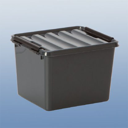 Picture of Tote with Lid SmartStore™ Clear Polypropylene 5-1/2 X 6-11/16 X 7-7/8 Inch13202C