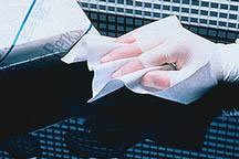 Picture of Cleanroom Wipe Durx® 670 ISO Class 5-8 White NonSterile Cellulose / Polyester 12 X 12 Inch Disposable0666530C
