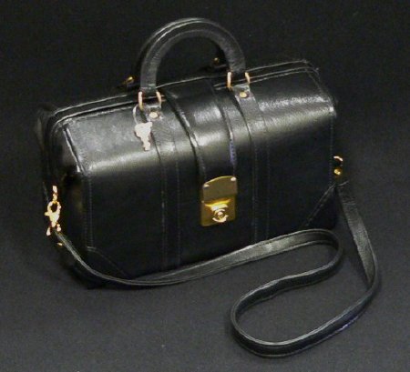 Picture of Doctor Bag Leather 13 X 6 X 7 InchDX75213