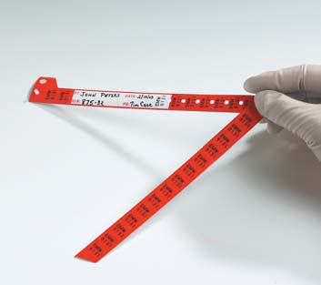 Picture of Identification Wristband Securlink® Bloodband Permanent Snap Without Legend2136-00-PDJ