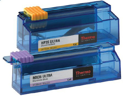 Picture of Microtome Blade MX35 Premier+ Low Profile, PTFE Coated Stainless Steel, 0.25 mm, 34° Cutting Angle, 8 X 80 mm, Disposable3053835