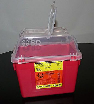 Picture of Sharps Container BD™ 10-3/10 X 11-3/10 X 6-4/5 Inch 8 Quart Red Base / Clear Lid Vertical Entry Hinged Snap On Lid305343