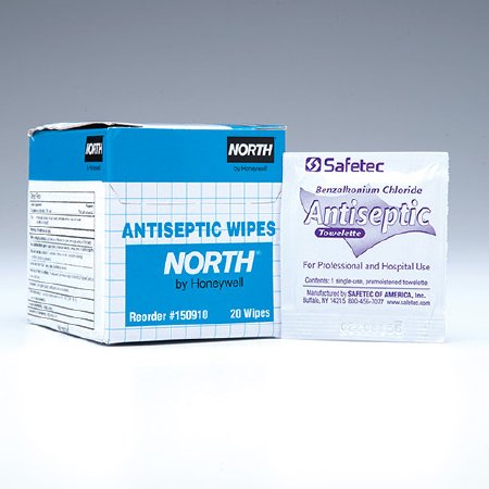 Picture of Sanitizing Skin Wipe Swift® Individual Packet BZK (Benzalkonium Chloride) 20 Count150910
