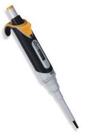 Picture of Diamond® Advance™ Fixed Volume Pipettor 10,000 µL3342-10000