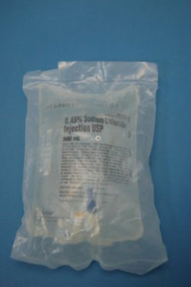 Picture of Caloric Agent Dextrose / Sodium Chloride 5% - 0.45% IV Solution Flexible Bag 500 mL2B1073Q