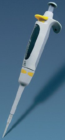 Picture of Brand® Transferpette® S Adjustable Volume Pipette 100 to 1,000 μL NonSterileZ646555-1EA