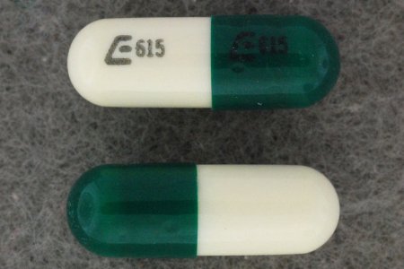 Picture of Hydroxyzine Pamoate 50 mg Capsule Bottle 100 Tablets00185061501