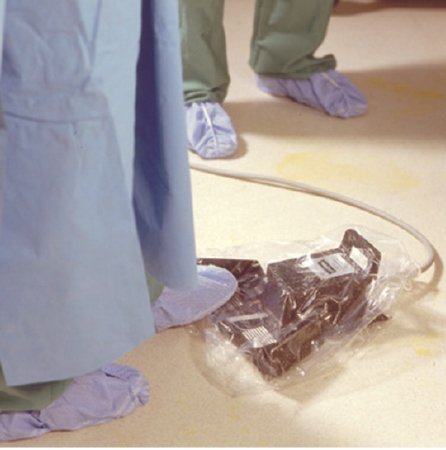 Picture of Footswitch Cover Nonsterile, 16 X 18 X 3 Inch, With Poly Drawstring Bag30-0301NS