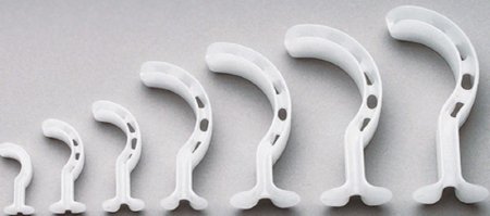 Picture of Oropharyngeal Airway Kit McKesson Berman 50 - 110 mm Length Clear Infant to X-Large AdultHLM10840