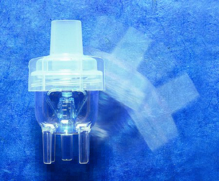 Picture of AirLife® Misty Max 10™ Handheld Nebulizer Kit Small Volume 10 mL Medication Cup Universal Mouthpiece Delivery002434