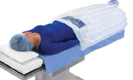 Picture of Forced Air Warming Blanket 3M™ Bair Hugger™ 36 W X 60 L Inch Polypropylene Cover63000