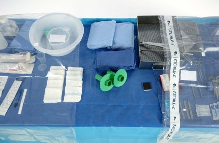 Picture of Table Cover Sterile-Z® 88 X 140 Inch Back Table5575-XL