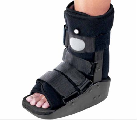 Picture of Walker Boot MaxTrax™ Large Hook and Loop Closure Male 10-1/2 to 13-1/2 / Female 11-1/2 to 14-1/2 Left or Right Foot11-1380-4