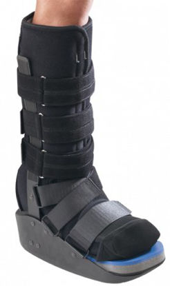 Picture of Walker Boot MaxTrax™ Diabetic Walker X-Large Hook and Loop Closure Male 14 to 17 Left or Right Foot79-95458