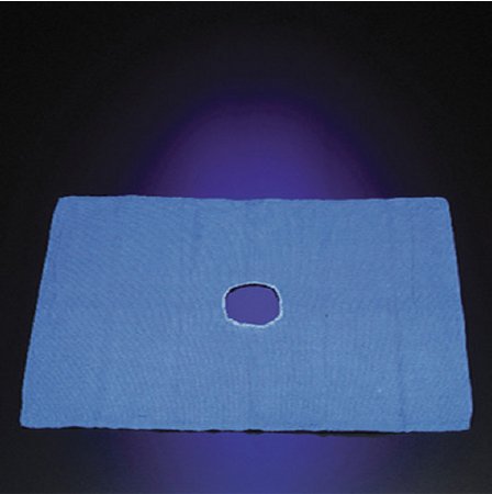 Picture of O.R. Towel with Fenestration DeRoyal® 17 W X 26 L Inch White Sterile70-103