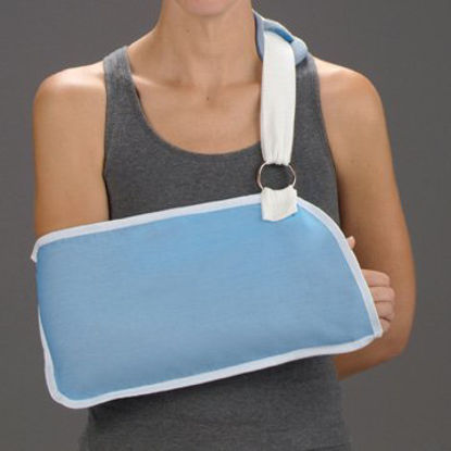 Picture of Arm Sling DeRoyal® Hook and Loop Closure Large105A10