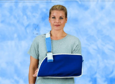 Picture of Arm Sling DeRoyal® Hook and Loop Closure Medium8023-02