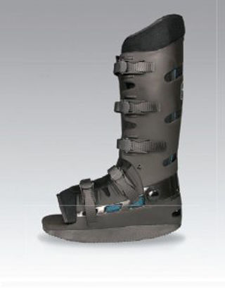 Picture of Ankle Walker Boot Body Armor® Large Ski Boot Closure Male 11 to 14 / Female 12 and Up Left or Right FootBAW3