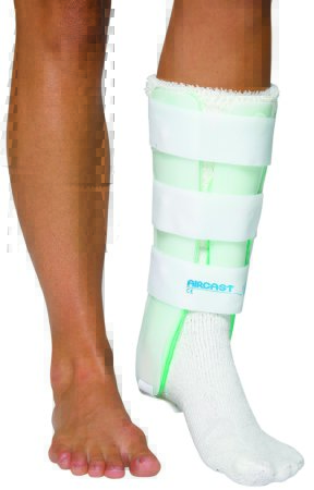 Picture of Leg Splint Aircast® One Size Fits Most Hook and Loop Closure 15-1/2 Inch Length Right Leg03BR