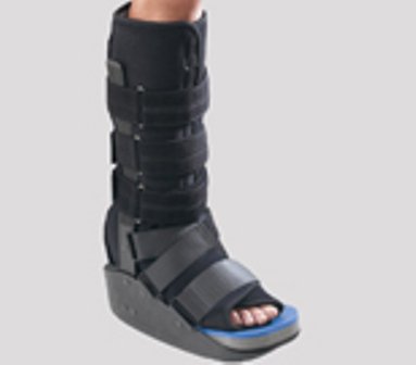 Picture of Diabetic Walker Boot MaxTrax™ Impax™79-95468