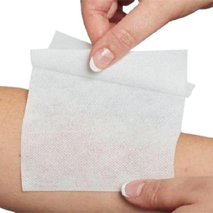 Picture of Dressing Retention Tape with Liner Primafix Plus Breathable Nonwoven Polyester 4 Inch X 10 Yard White NonSterile055329