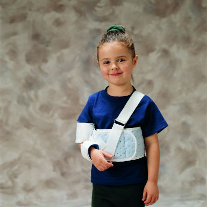 Picture of Shoulder Immobilizer DeRoyal® Child Foam Contact Closure Sling Left or Right Arm9011-00